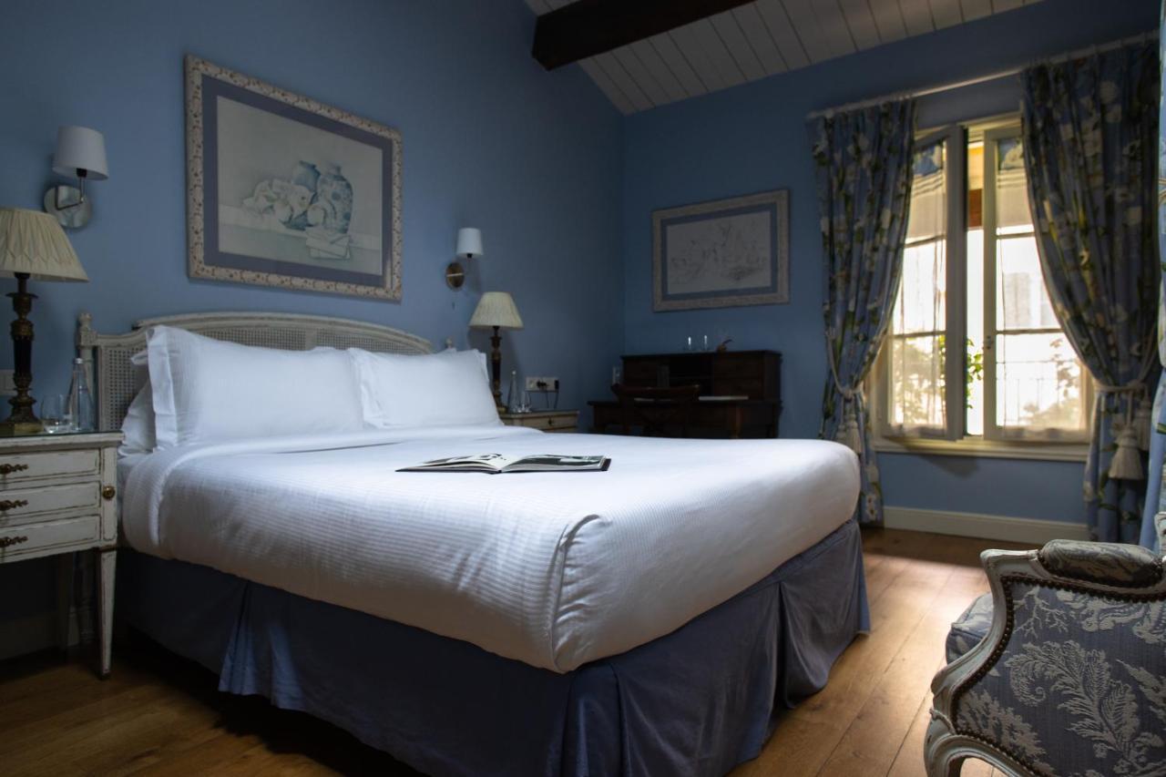 Hotel De Toiras Saint-Martin-de-Ré Rum bild