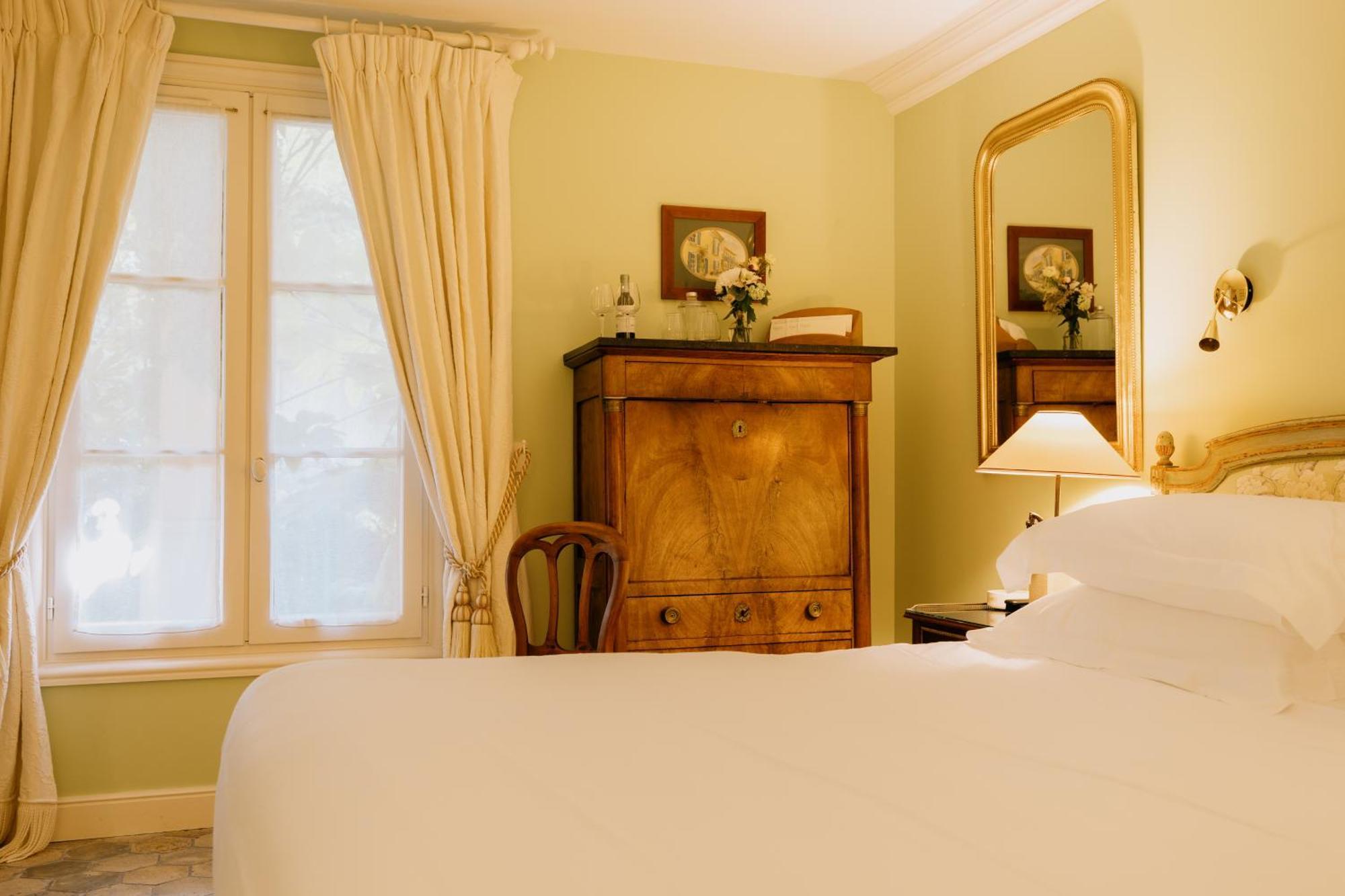 Hotel De Toiras Saint-Martin-de-Ré Rum bild